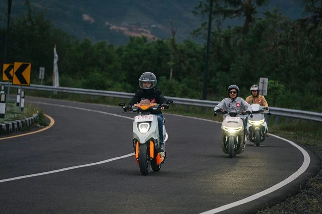 Hasil Modifikasi Honda ICON e dan CUV e Tampil Perdana di HDRP 2024 Hasil Modifikasi Honda ICON e: dan CUV e: Tampil Perdana di HDRP 2024