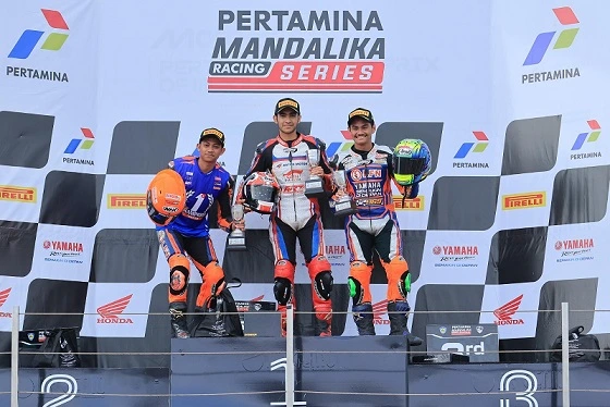 Andi Gilang Cetak 3 Podium di Mandalika Racing Series 2025