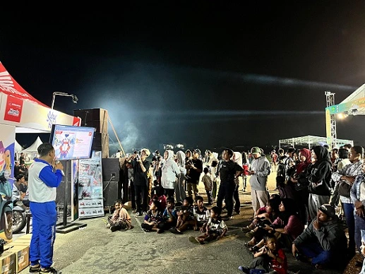 Sahur On The Road Samarinda Bagikan 3.800 Paket Sahur untuk Warga