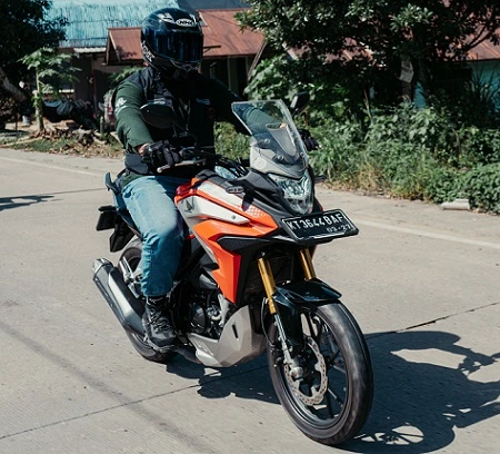 Jangan Asal Duduk! 5 Posisi Berkendara Ini Bikin Kamu Lebih Aman dan Nyaman