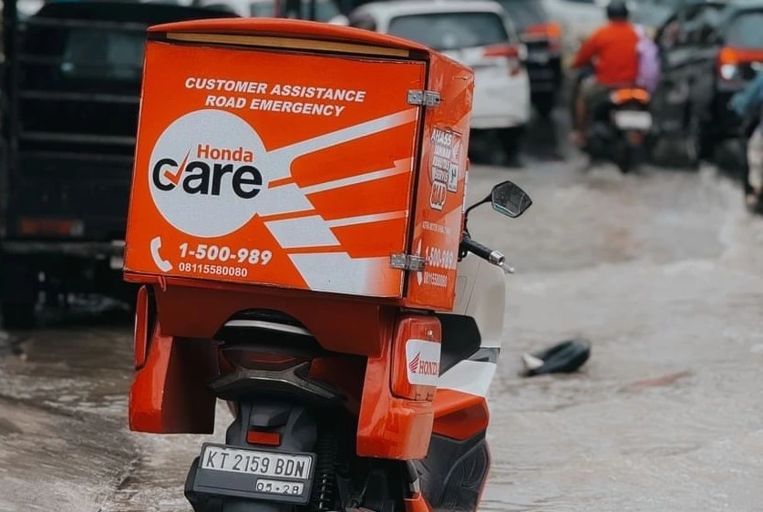Motor Mogok Saat Banjir Layanan Darurat Ini Siap Bantu Pengendara di Samarinda