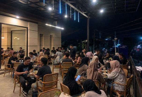 Grill Mania Grand Verona Samarinda, Tempat Nongkrong Baru dengan Unlimited Fun dan City View Grill Mania Grand Verona Samarinda, Tempat Nongkrong Baru dengan Unlimited Fun dan City View
