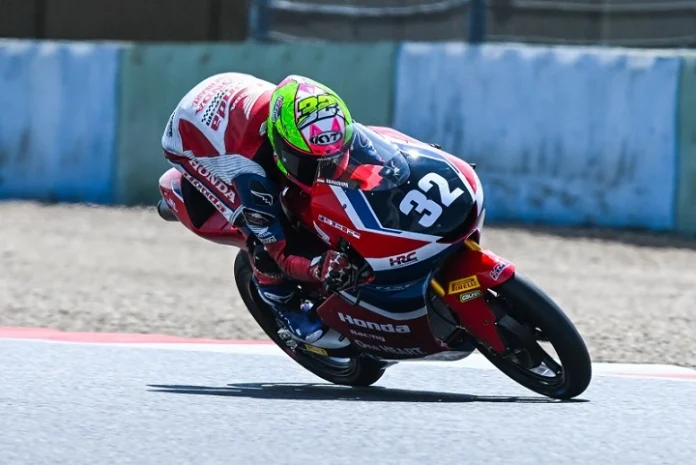 Ramadhipa Jaga Asa Juara! Tambah 4 Poin Jelang Jeda Musim Moto3 Junior Ramadhipa Jaga Asa Juara! Tambah 4 Poin Jelang Jeda Musim Moto3 Junior