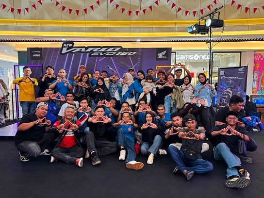 86 Riders Komunitas Honda Ramaikan New Honda Vario Evo 160 di Samarinda