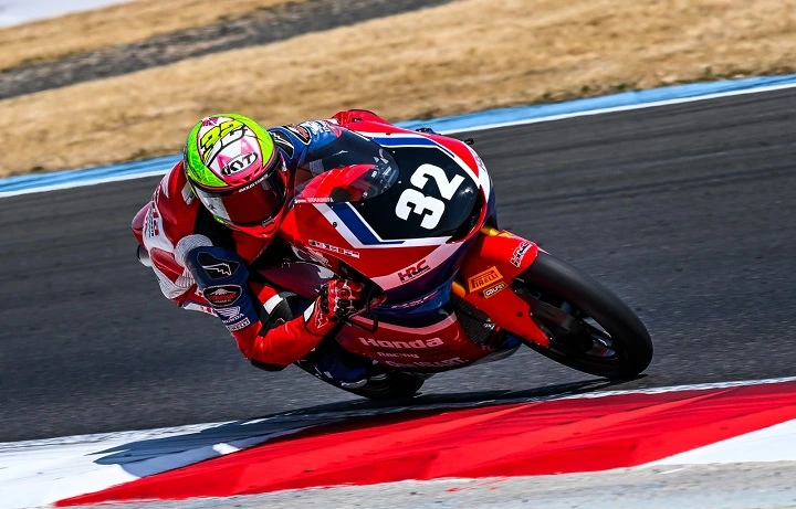 Tiga Seri Tersisa, Ramadhipa Masih Punya Peluang Juara Moto3 Junior 2026 Tiga Seri Tersisa, Ramadhipa Masih Punya Peluang Juara Moto3 Junior 2026
